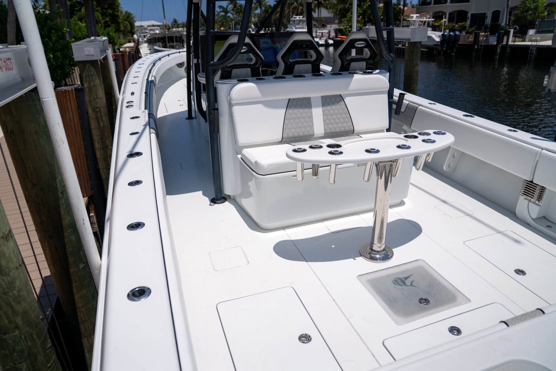 Yacht Photo 15